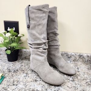UGG Australia Women's Classic Tall Grey Boots HIGHKOO S/N 5765 Size 7.5